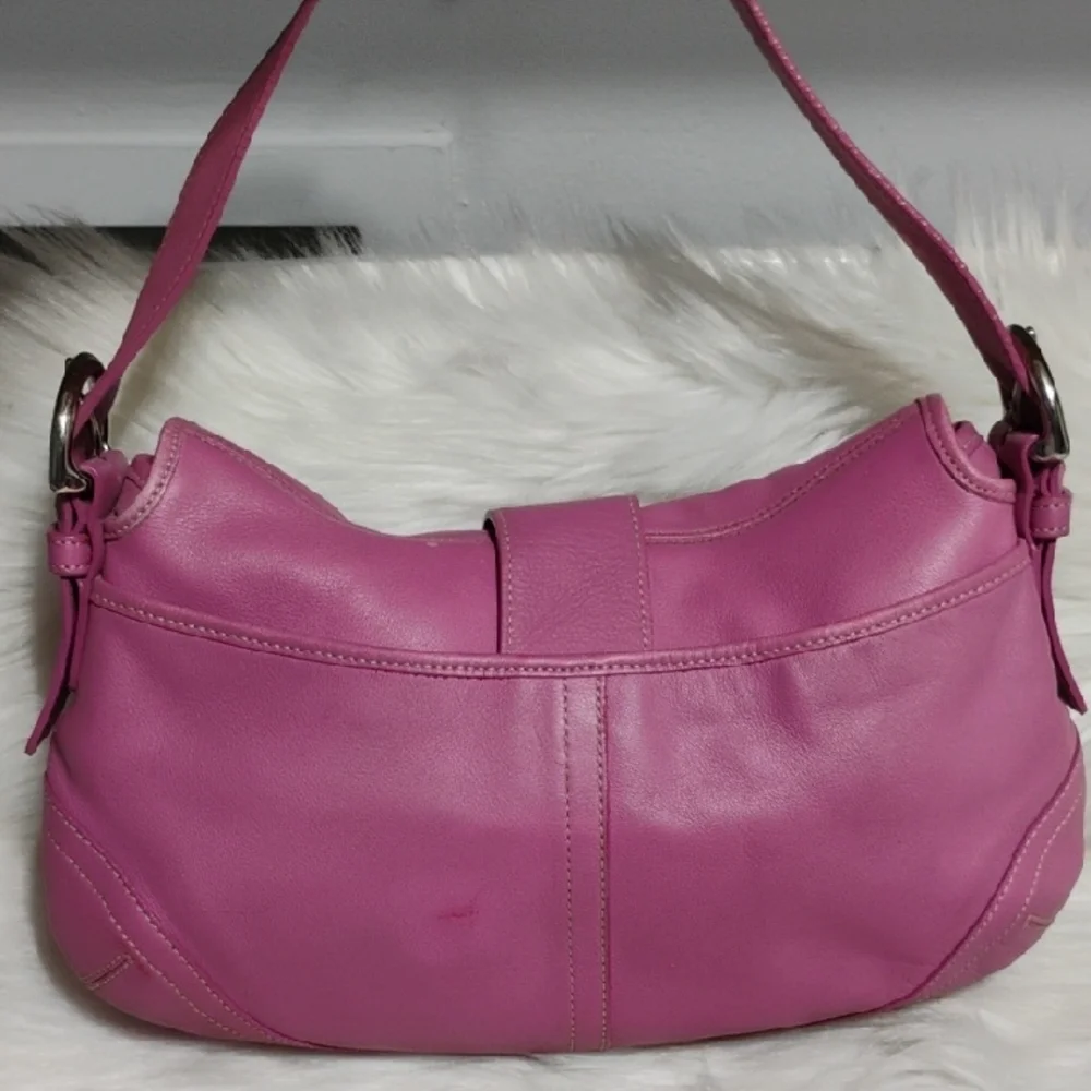 RARE! Authentic Coach Pink Y2K Soho Hobo Large Leather Shoulder Bag
